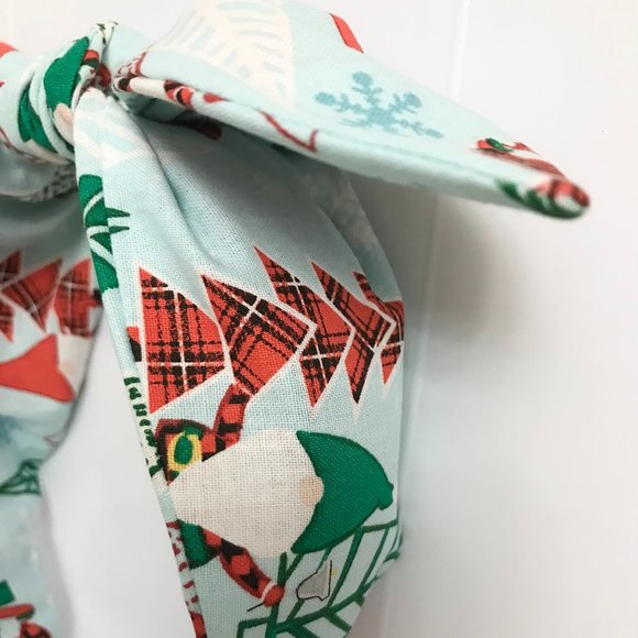 Brand New Handmade Christmas Top Knotted Headband that fits a Teen or Adult - Picture 1 of 3